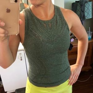 Alo Yoga Workout Tank Top